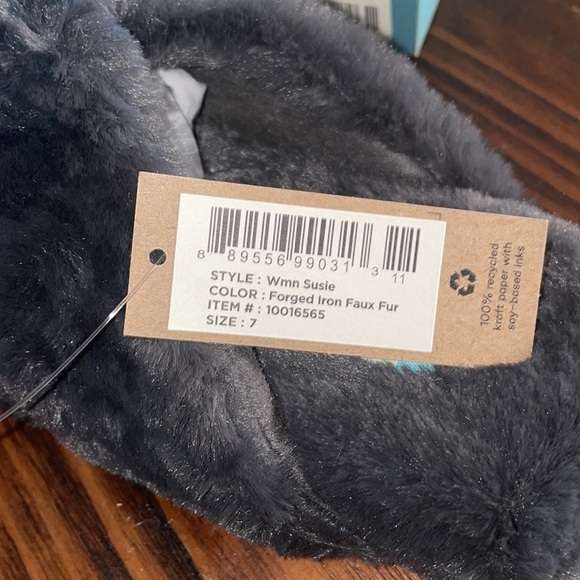 Faux fur TOMS slipper - Picture 2 of 4